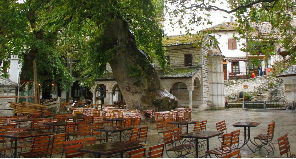 Traditional House Makrinitsa Luaran gambar